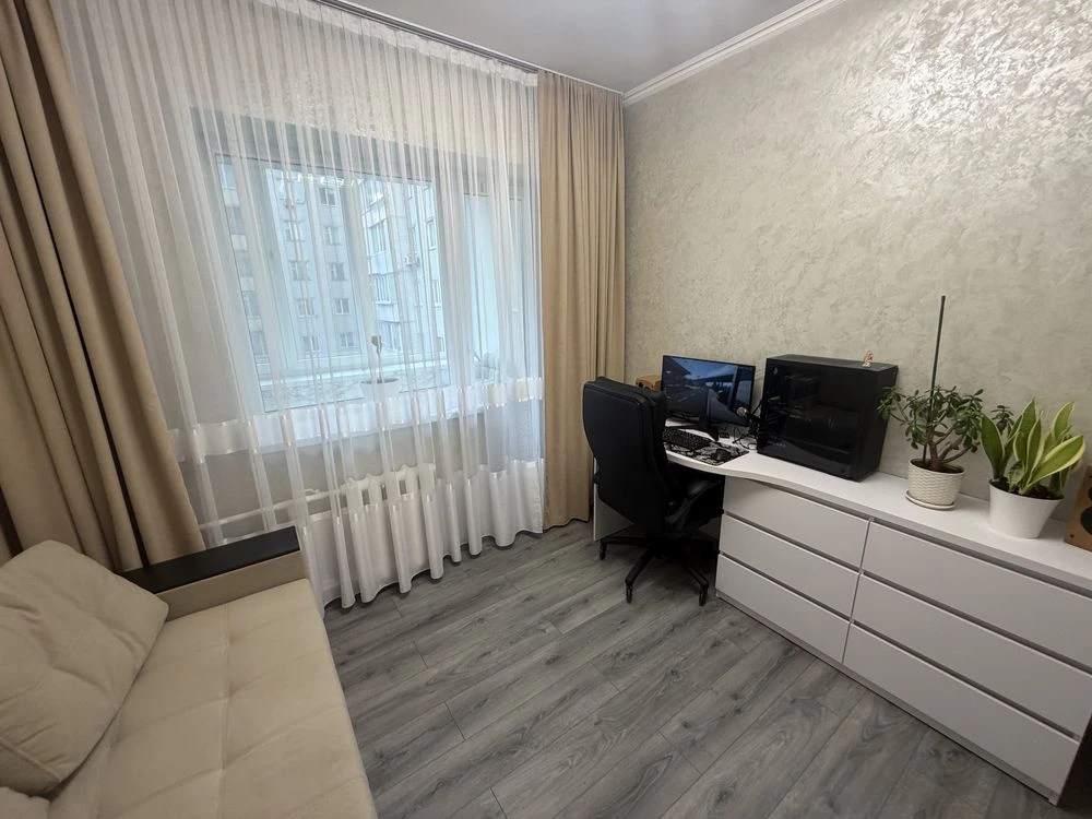 For Sale: 3-room apartment, Babkina Street 12, 4th floor/9, Eco district