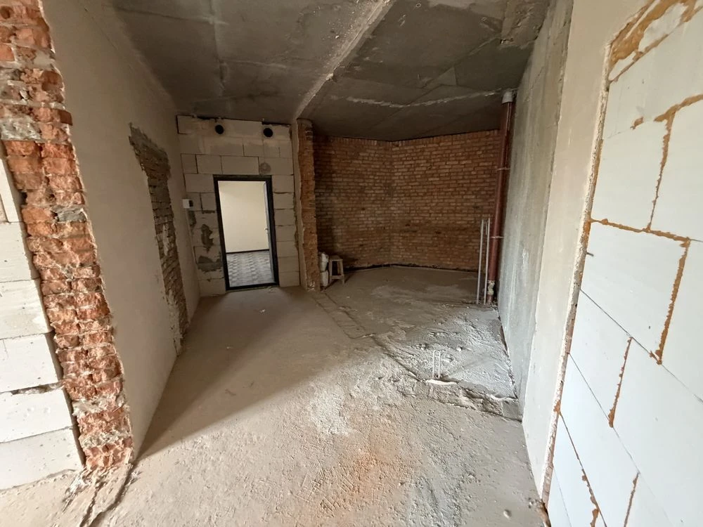 Продам 1-кімнатну квартиру 39 м2, 3/21-й поверх