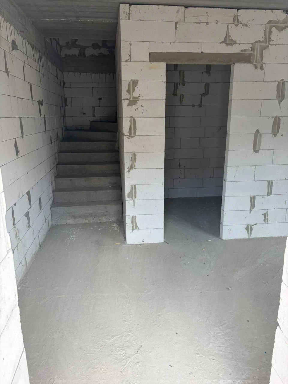 Spacious Apartment 81 sq.m | 49000