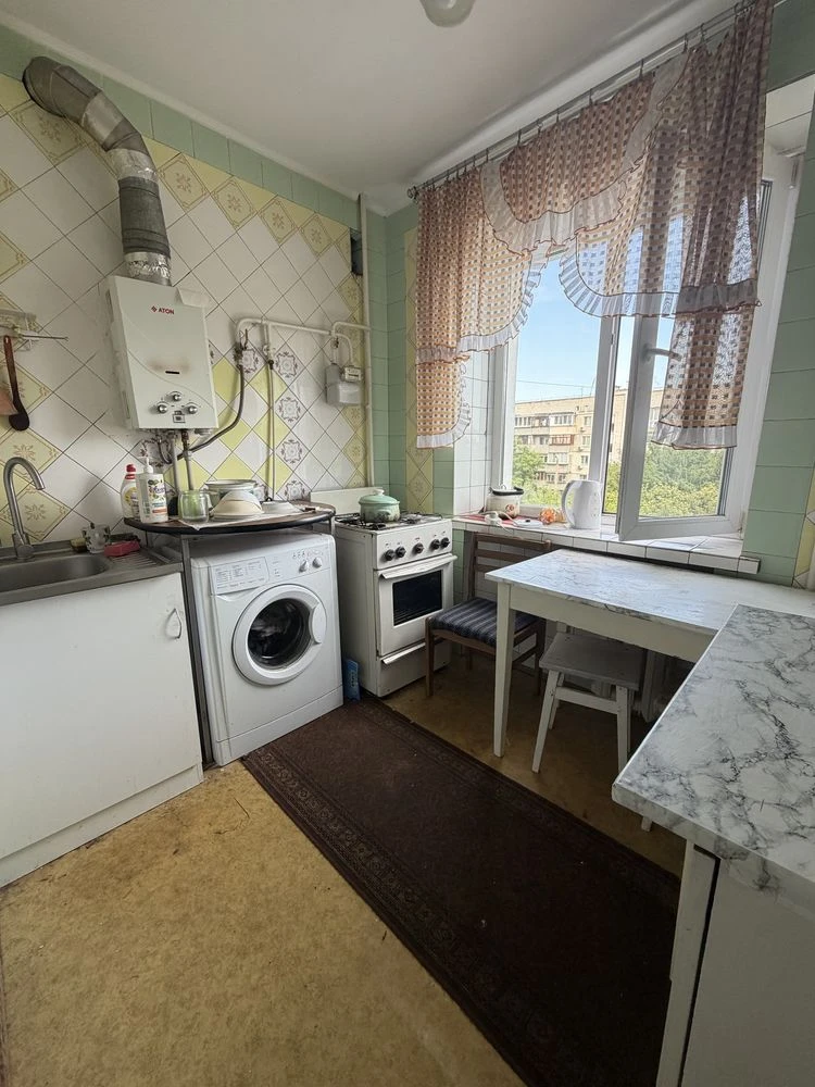 Sale of a 3-room apartment