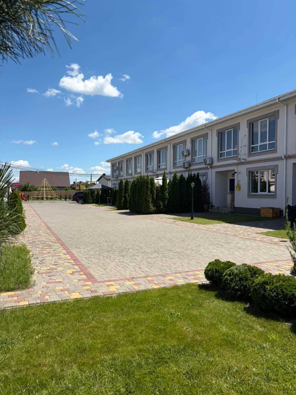 Sale of 2-room apartment, townhouse in Palaris, Borispil