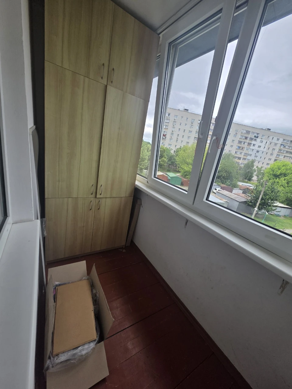 Corner, enclosed area.