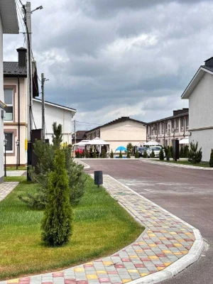 Продаж 2-кімнатна квартира в Борисполі, Ясна