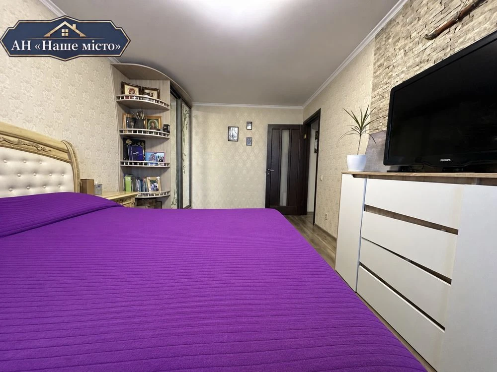 Продаж 3-кв  76 кв.м ЦЕНТР вул.Нова,31 Закрита територія Ком