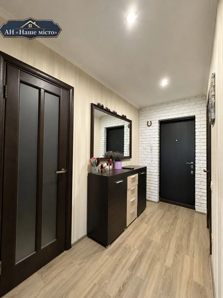 Продаж 3-кв  76 кв.м ЦЕНТР вул.Нова,31 Закрита територія Ком