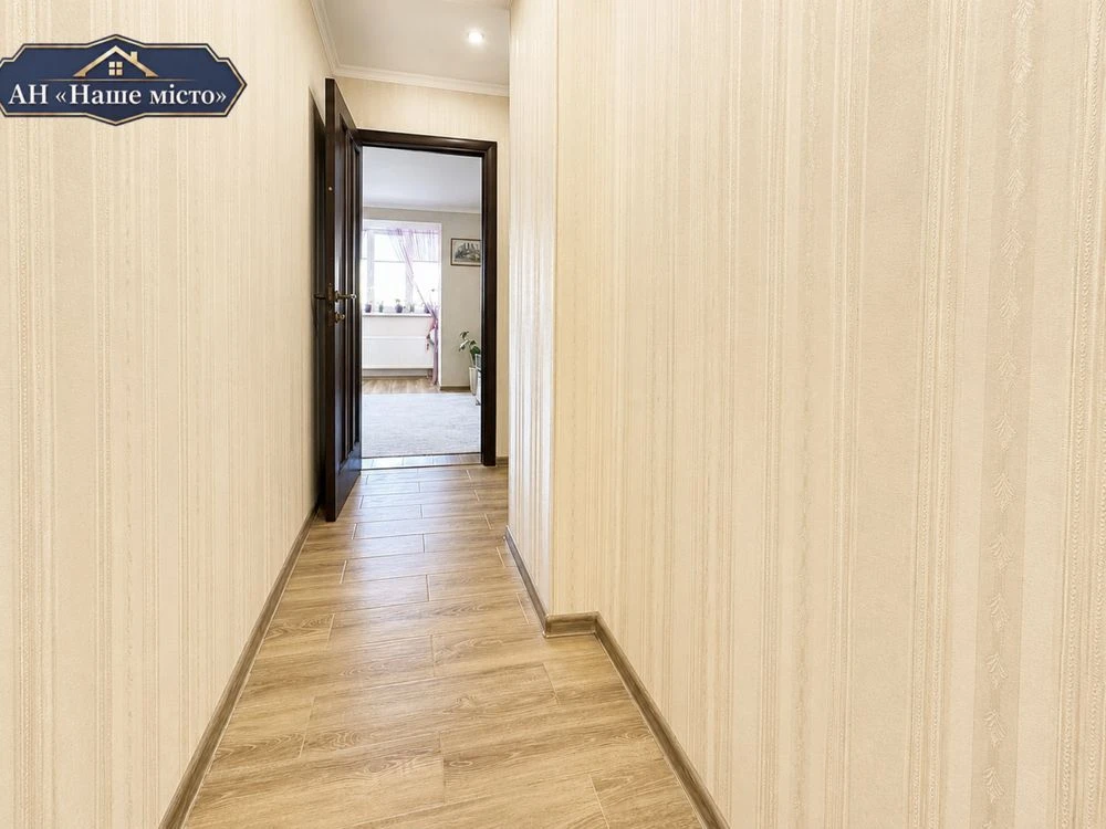 Продаж 3-кв  76 кв.м ЦЕНТР вул.Нова,31 Закрита територія Ком