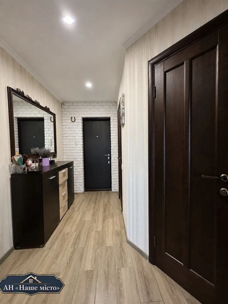 Продаж 3-кв  76 кв.м ЦЕНТР вул.Нова,31 Закрита територія Ком