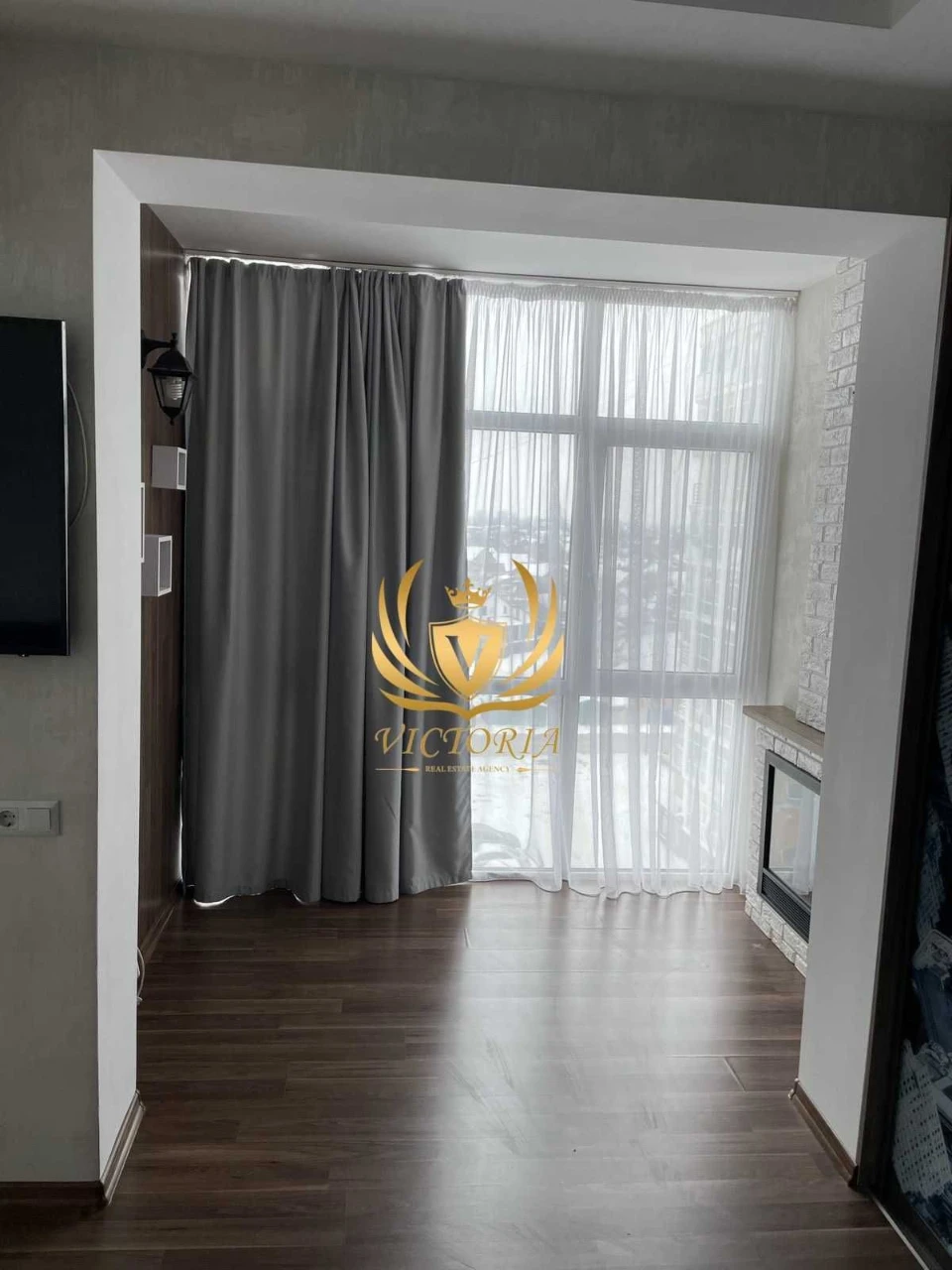 Продається чудова 3-кімнатна дворівнева квартира