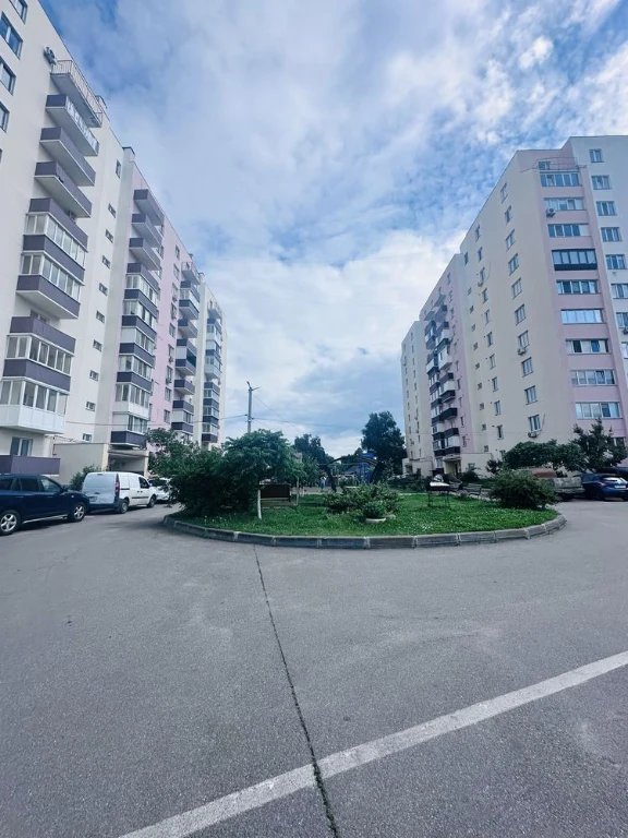 Продається сучасна та затишна 3-кімнатна квартира 76 м²