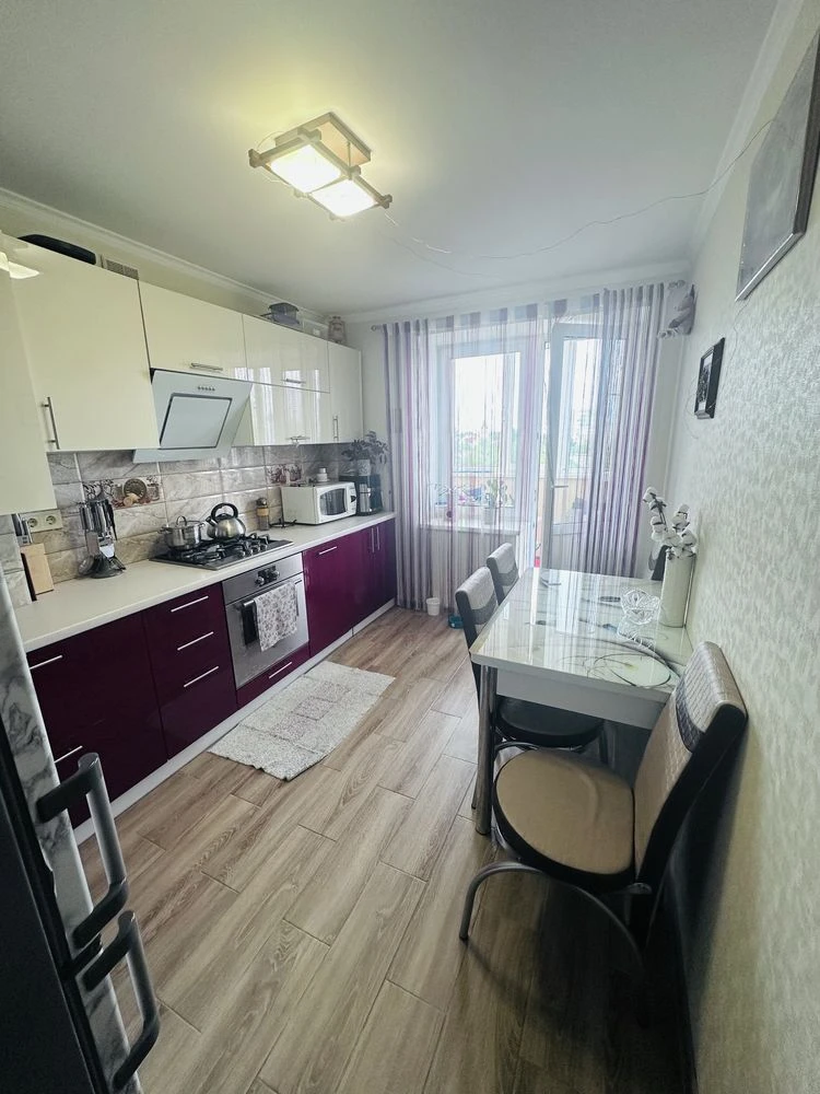 Sale of a modern and cozy 3-bedroom apartment 76 sq.m.