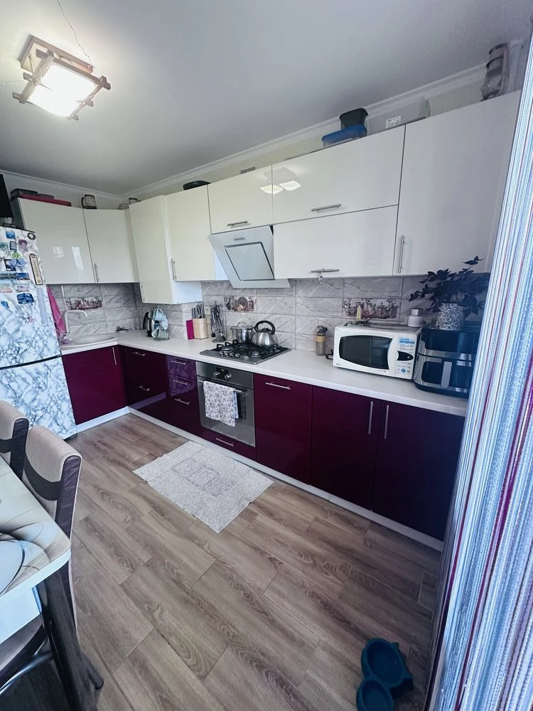 Sale of a modern and cozy 3-bedroom apartment 76 sq.m.