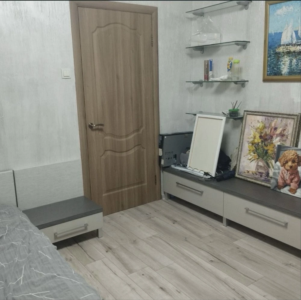 Продажа 4-комнатной квартиры 104 м² с ремонтом и мебелью