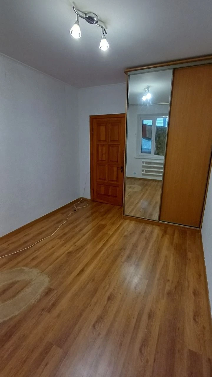 Квартира, 2 комнаты, 51 м², город Борисполь, рядом с Эко-Маркетом.