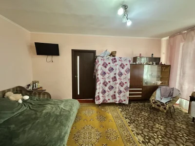 Selling 2-room apartment Borispol Sosmichetso Center 1 km