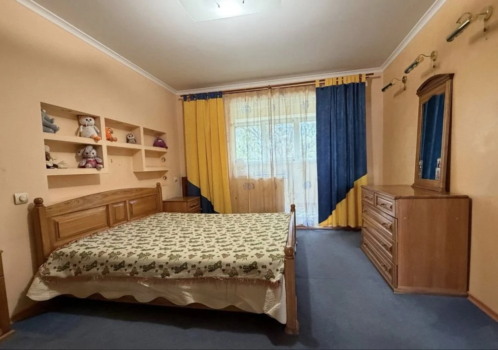 Продається 3-х кім вул. 2-а Нова,2