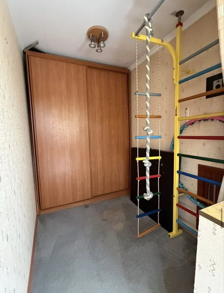 Продається 3-х кім вул. 2-а Нова,2