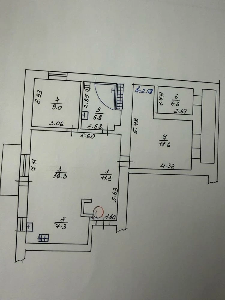 Продается 3-комнатная квартира в центре Борисполя