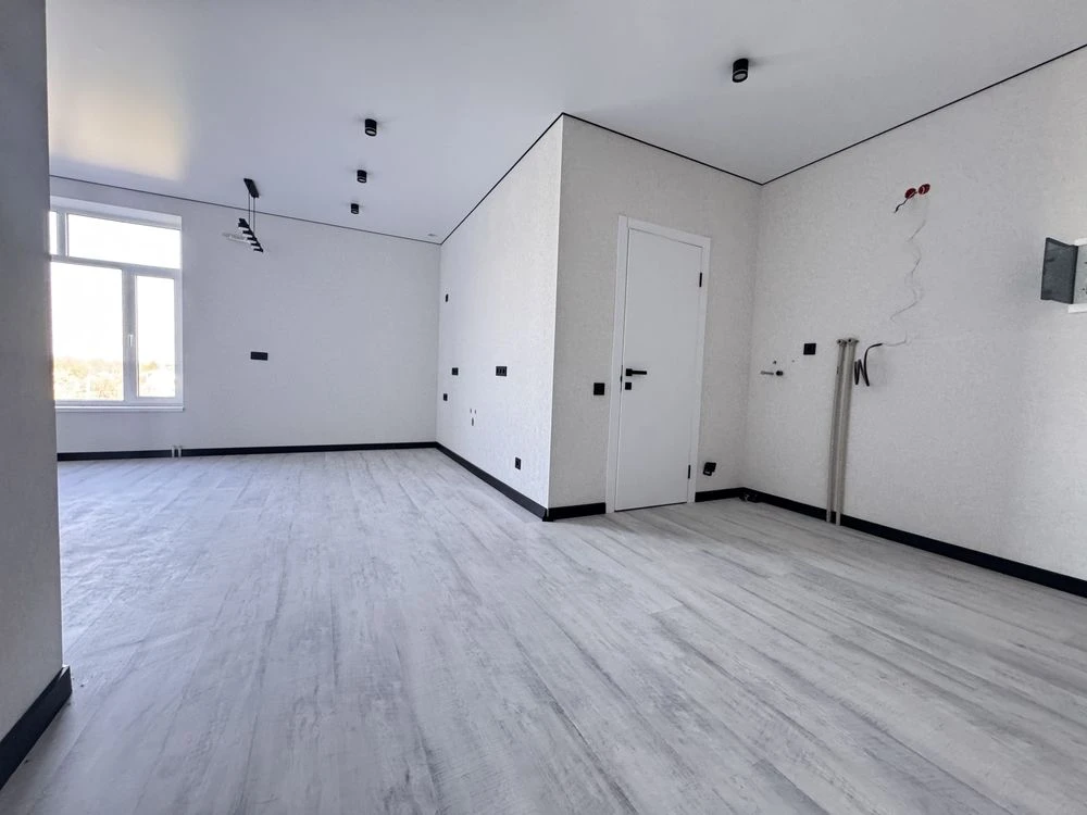 Apartment with renovation, 40 sq m, near the center of Boryspil.
