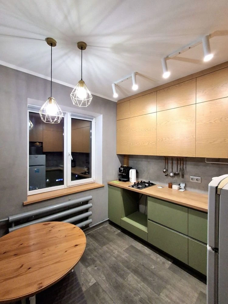 For sale 2-room apartment, Kyivsky Shliakh 39, Certificate available