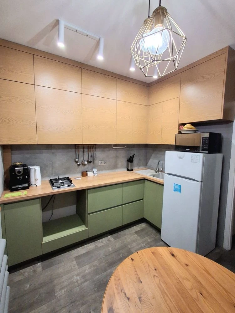 For sale 2-room apartment, Kyivsky Shliakh 39, Certificate available