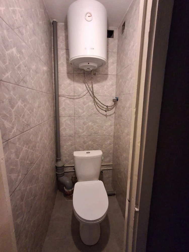 For sale 2-room apartment, Kyivsky Shliakh 39, Certificate available