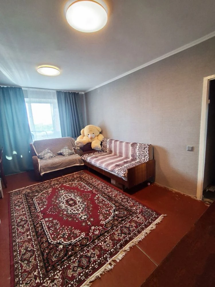 For sale 2-room apartment, Kyivsky Shliakh 39, Certificate available