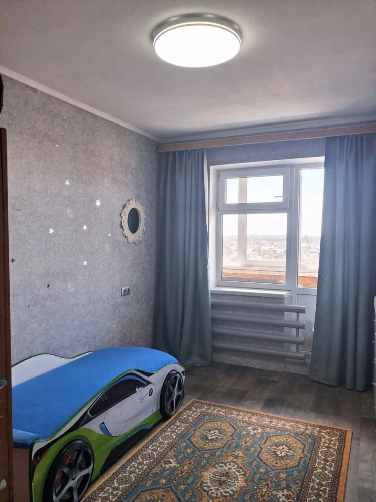 For sale 2-room apartment, Kyivsky Shliakh 39, Certificate available