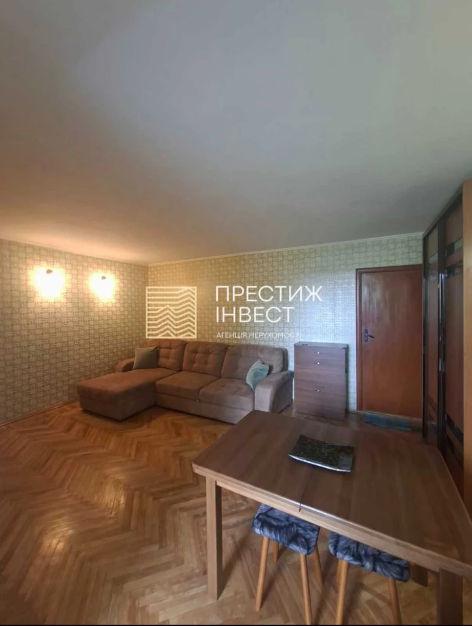 Продаж двокімнатного блоку в гуртожитку