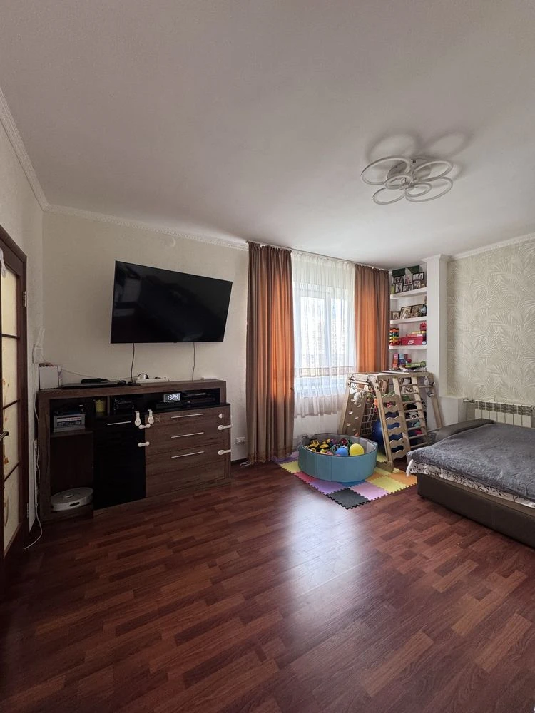 Продажа 1 квартиры в Головатого