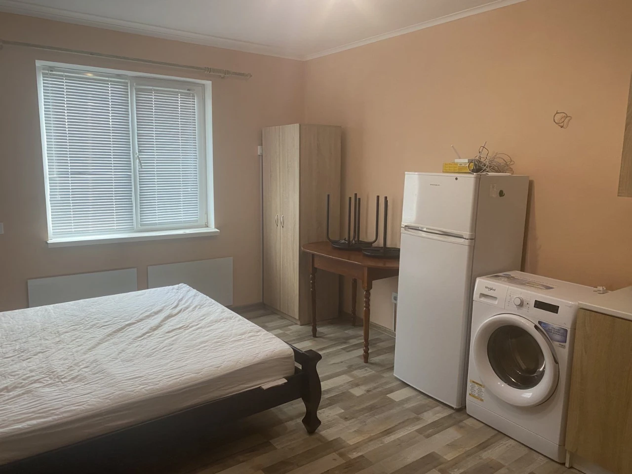 Sale of a 1-room smart apartment.