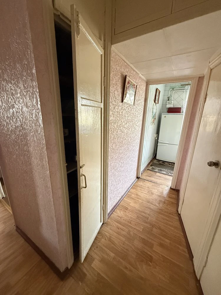 Продається 3-кімнатна квартира, К. Шлях 27
