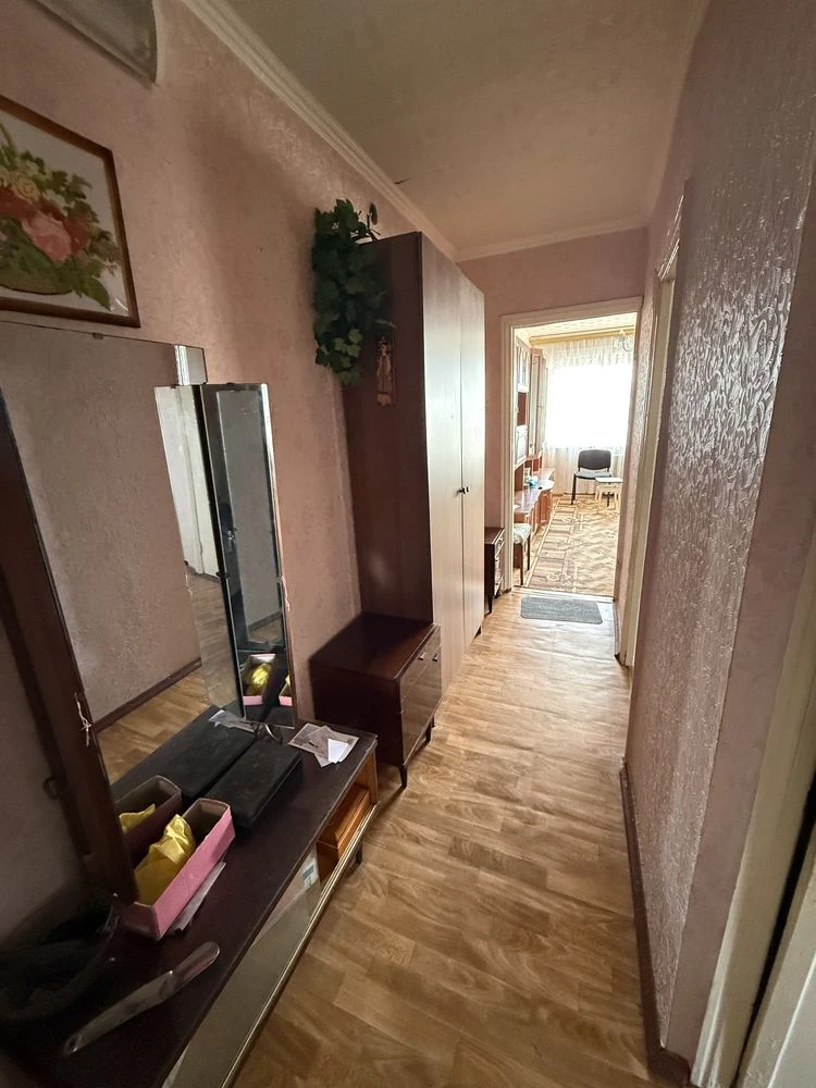 Продається 3-кімнатна квартира, К. Шлях 27