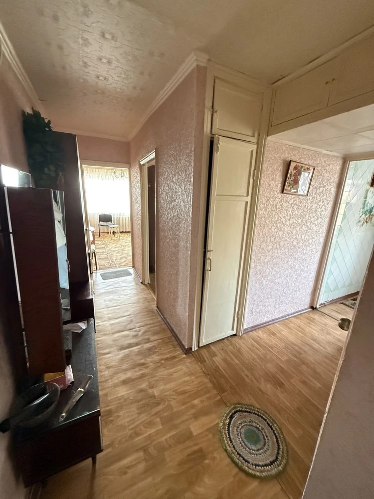 Продається 3-кімнатна квартира, К. Шлях 27
