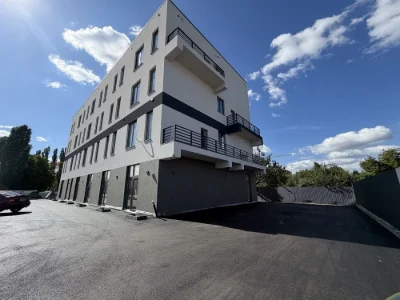 Продаж квартири 1 кім. вул.В.Момота( р-н 5 школи)