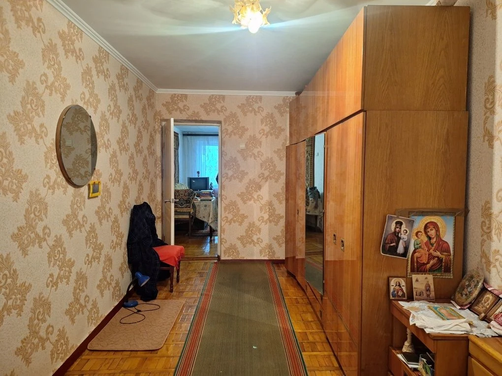 3-bedroom 60 m European 4, center of Borislav