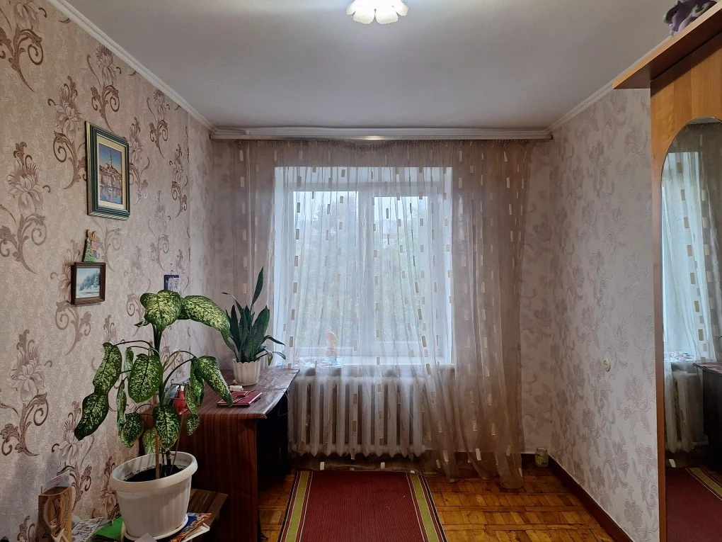 3-bedroom 60 m European 4, center of Borislav