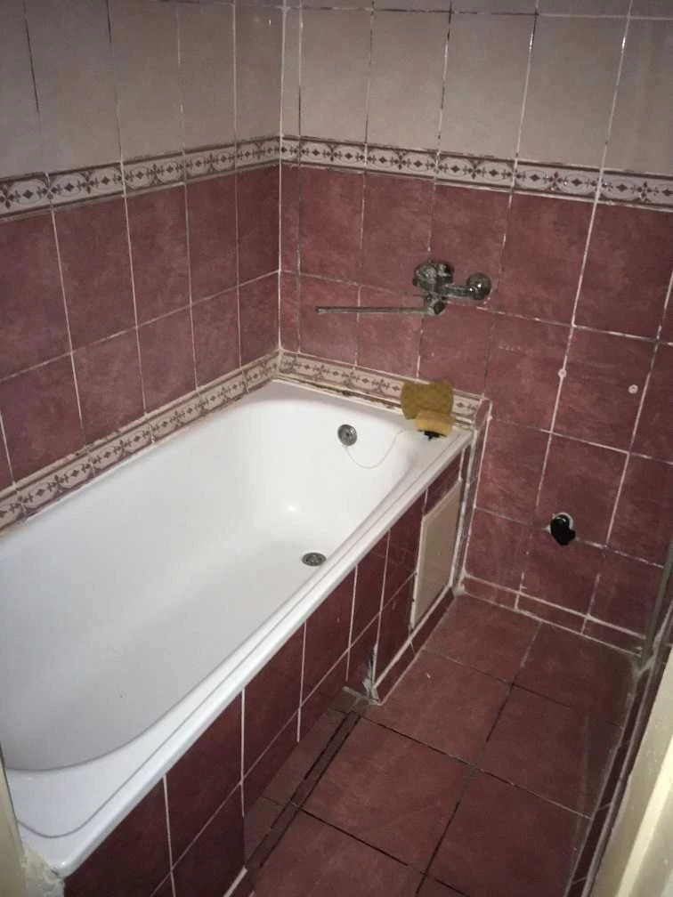 Sale of a 3-room apartment in the city of Borispil, Volokzalna Street, 7A (in Ipotek