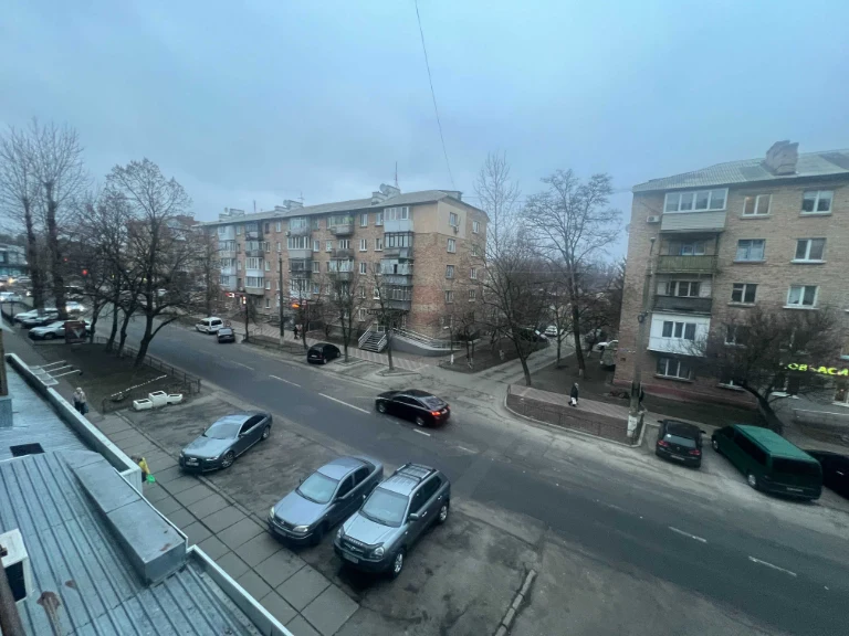 Продаж 4 кім квартири в центрі міста Бориспіль    - Є відеоо