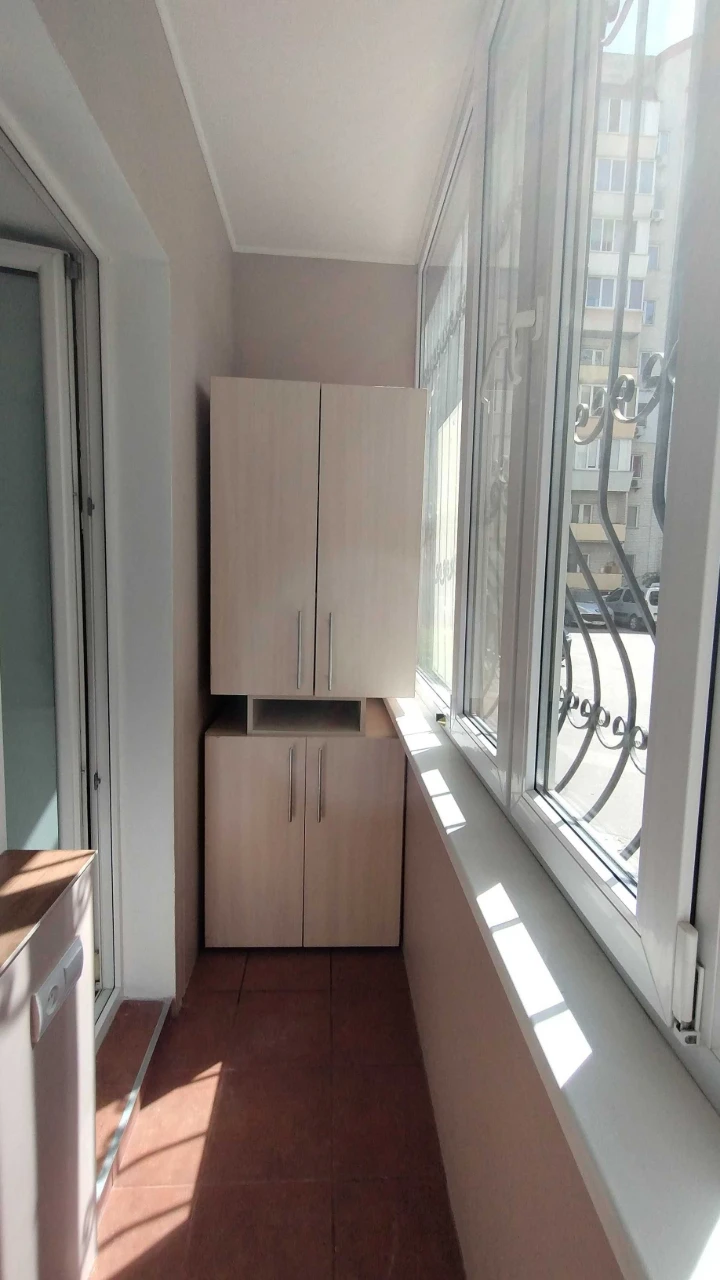 Продаж 3-квартиры Бабкина 87 м², 1-й этаж, евроремонт, мебель и техника