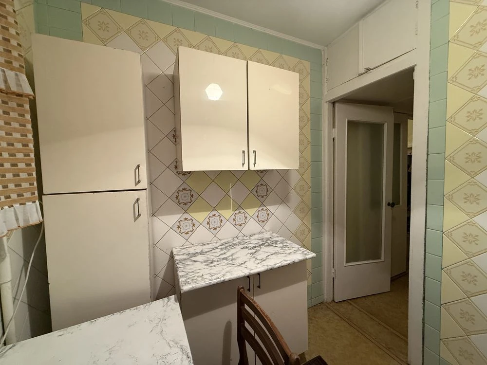3-room apartment on Sobornyi, can be purchased through DERZPROGRAM