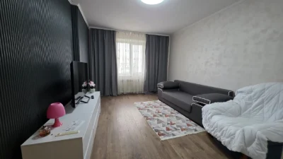 1-ROOM APARTMENT with furniture and appliances.
