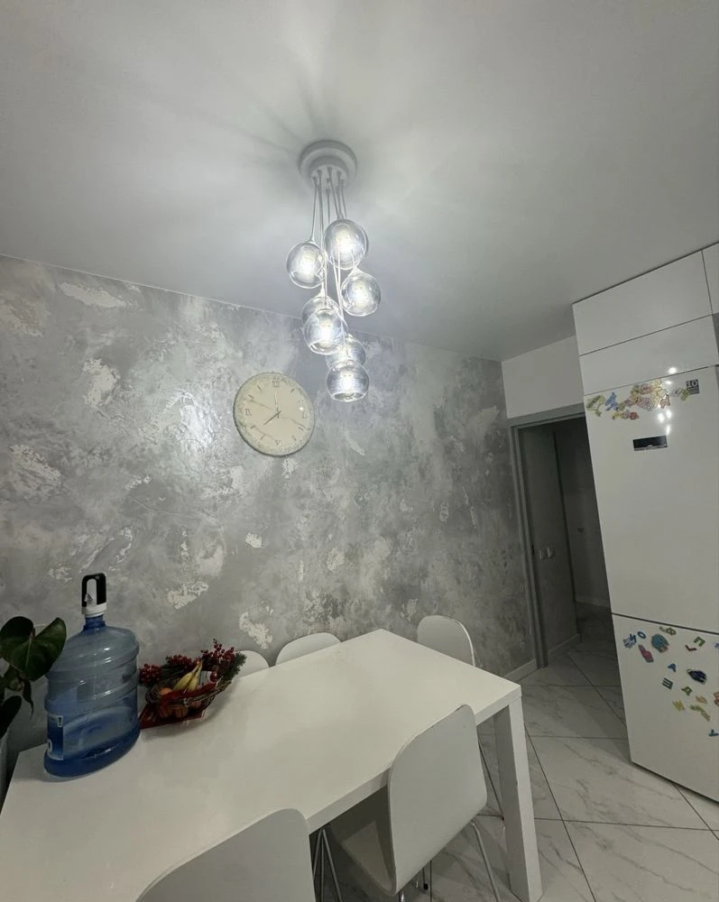 Продаж 2-кімнатної квартири в ЖК «Графіт» на вул. Білодідівка, 3, індивідуальне газове опалення