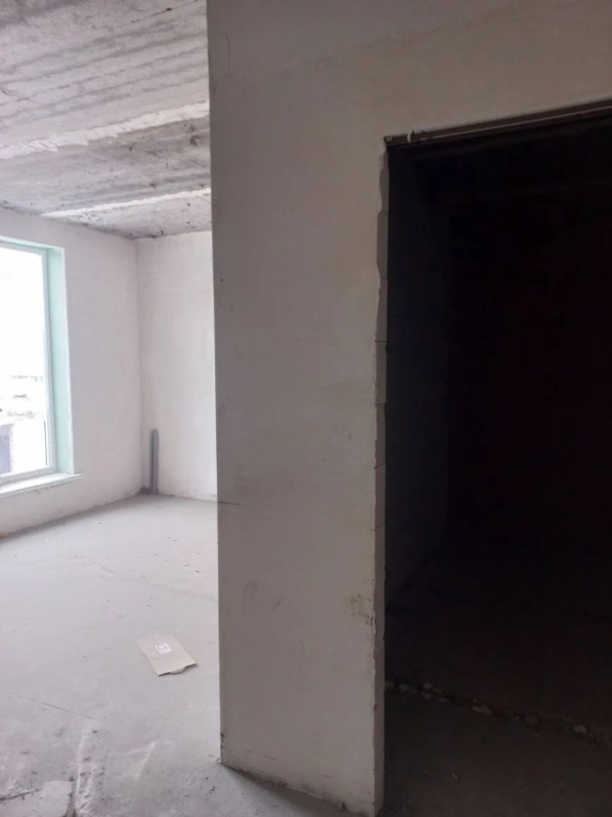 For sale: Euro-two-room apartment for finishing!