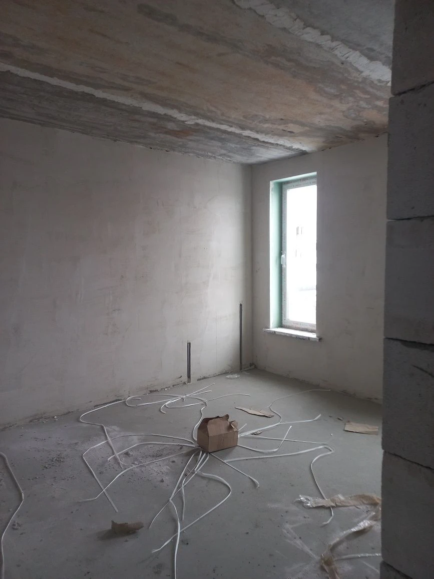 For sale: Euro-two-room apartment for finishing!