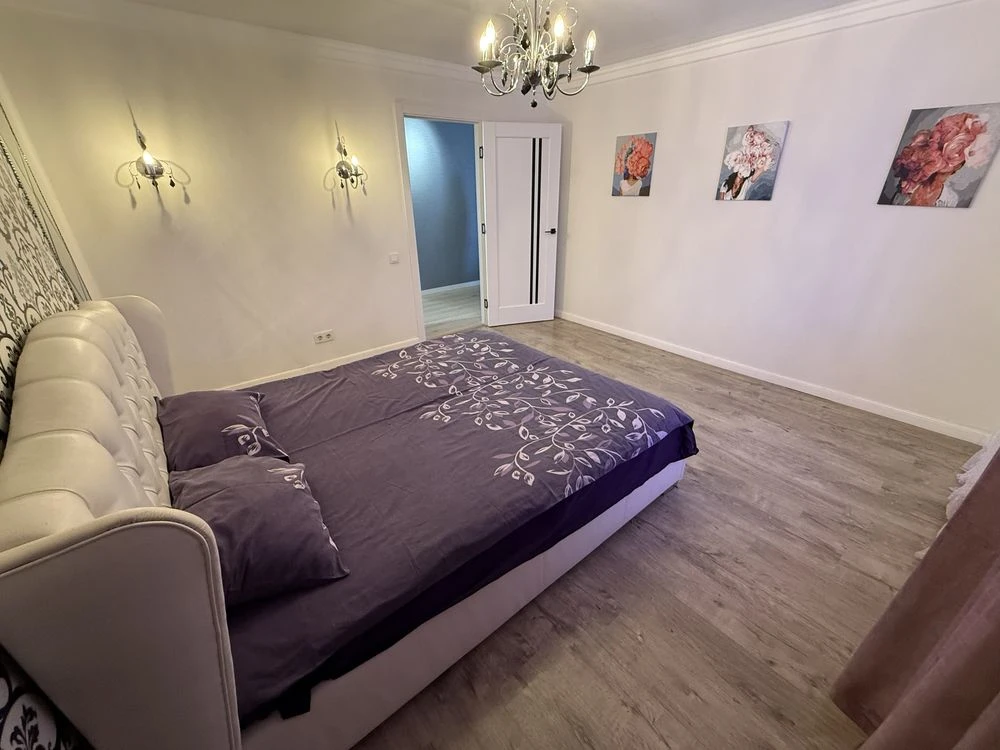 Apartment for sale, 2 rooms, on Headovogo Street