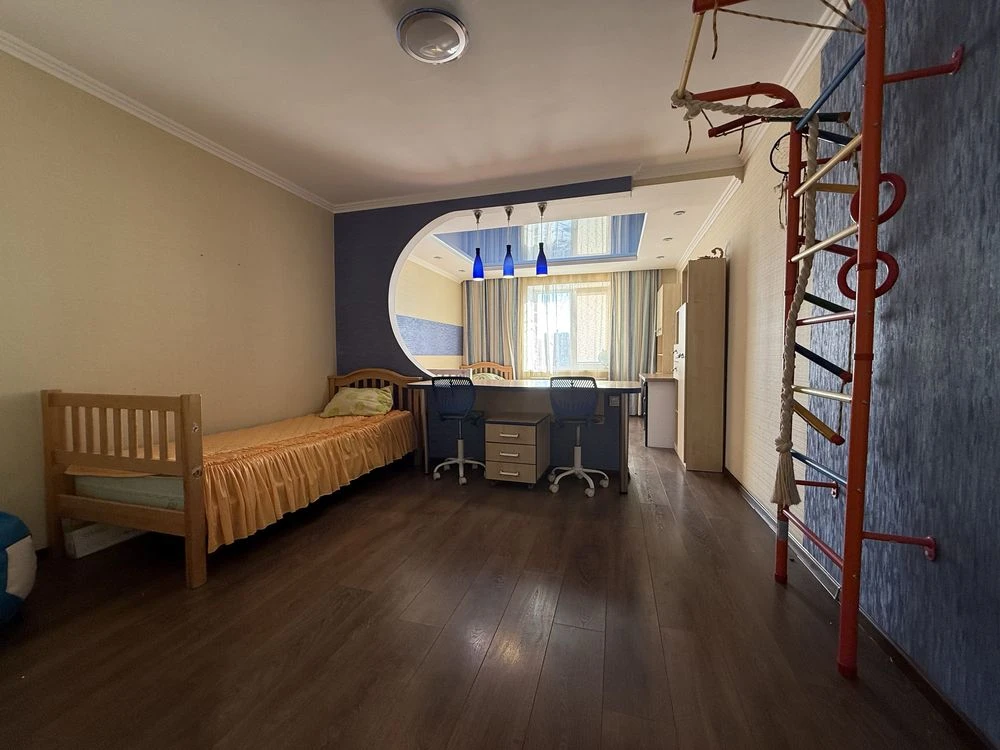 Apartment for sale, 2 rooms, on Headovogo Street
