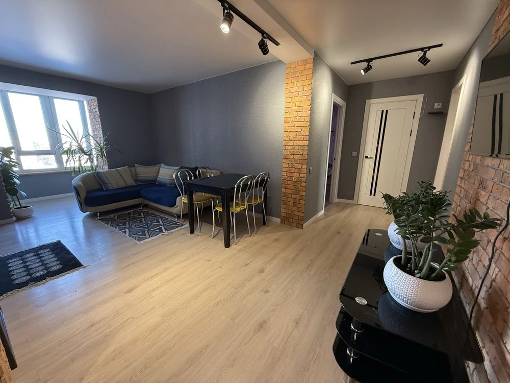 Apartment for sale, 2 rooms, on Headovogo Street