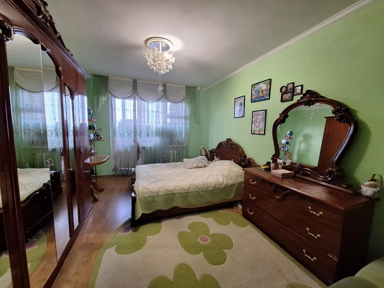 Продається 3-кімнатна квартира в Борисполі