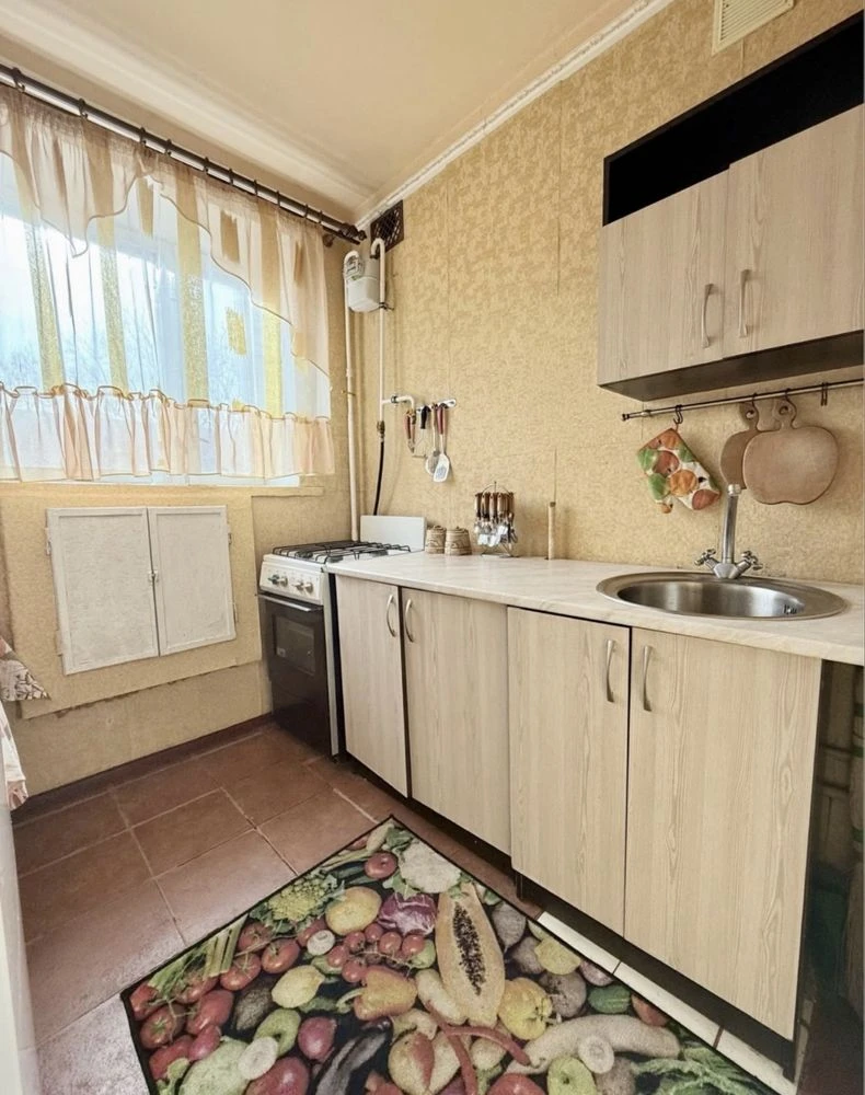 Продаж 1-кімнатної квартири, вул. Гудзя. 8, 30 кв. м, 5/5 этаж