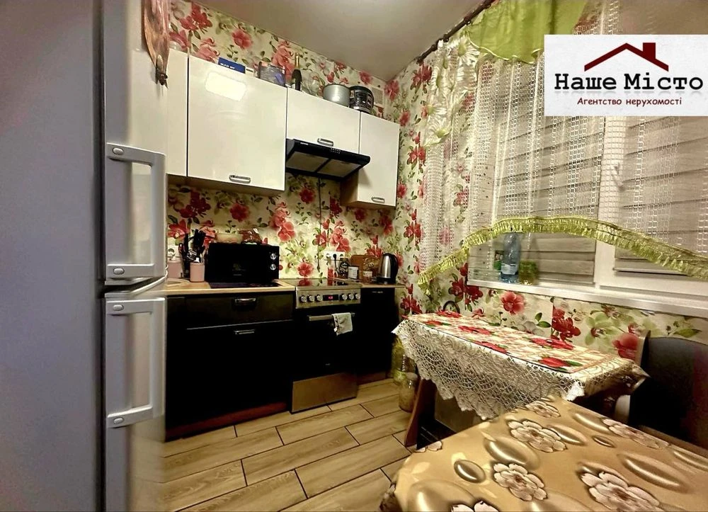 Продаж 1 -кв в Клубному 12-ти квартирному Будинку р-н  Розви